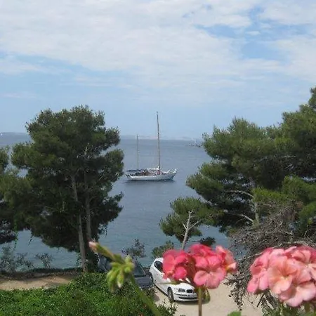 In With Sea View, Terrace, Air Conditioning, Wi-fi *
